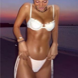 NEW ‘Jenny’ Sparkly Swimsuit Bikini Set Size Small Gold